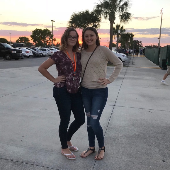 Cropped beige sweater - Picture 3 of 3